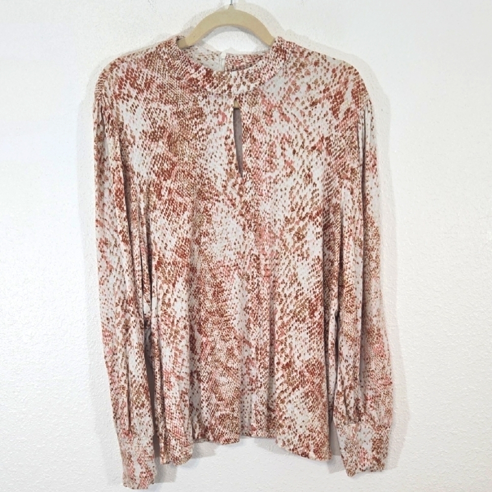 Chico's Pink/Tan/Cream Snake Print Long Puffed Sleeves Stretchy Flowy Top, 3